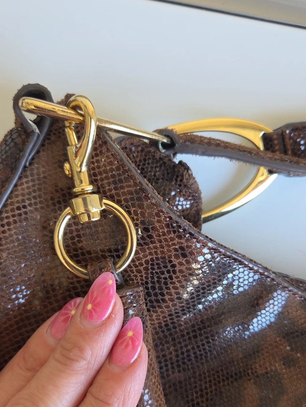 G.I.l.I. Got it love it leather shoulder Bag Snake Style Large Tassel Hobo